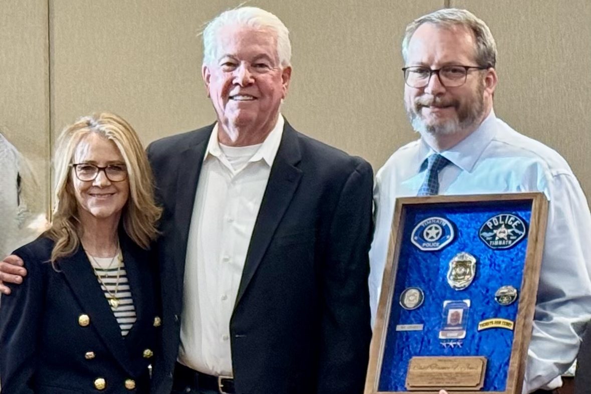 Photo of Mr. and Mrs. Jones and Mayor Axmacher